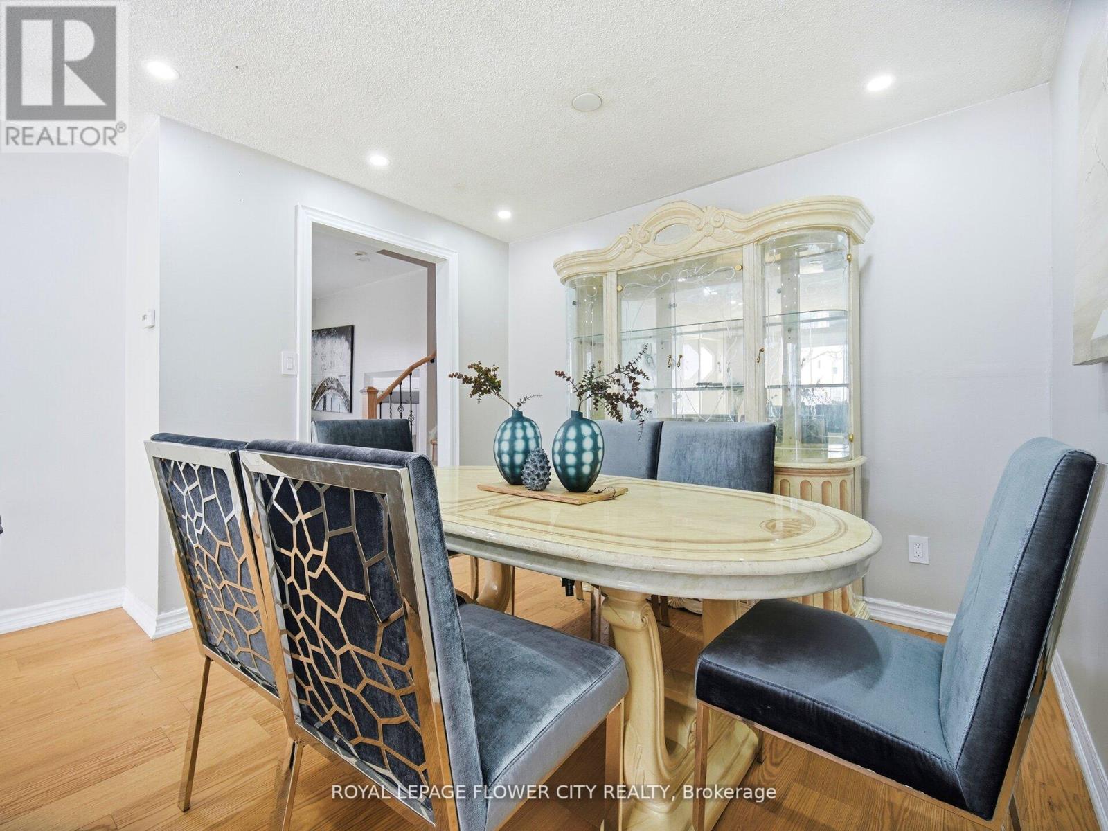 25 Abell Drive, Brampton, Ontario  L6V 2W1 - Photo 13 - W12742366