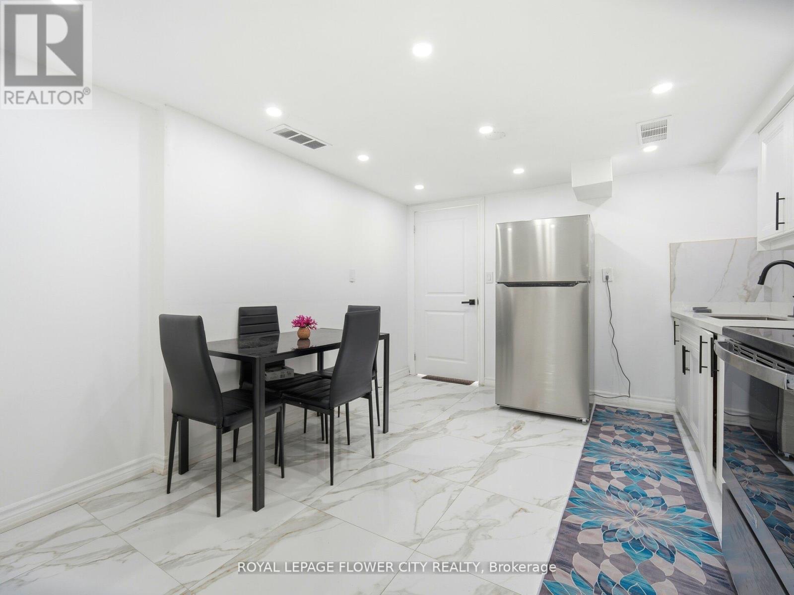 25 Abell Drive, Brampton, Ontario  L6V 2W1 - Photo 33 - W12742366