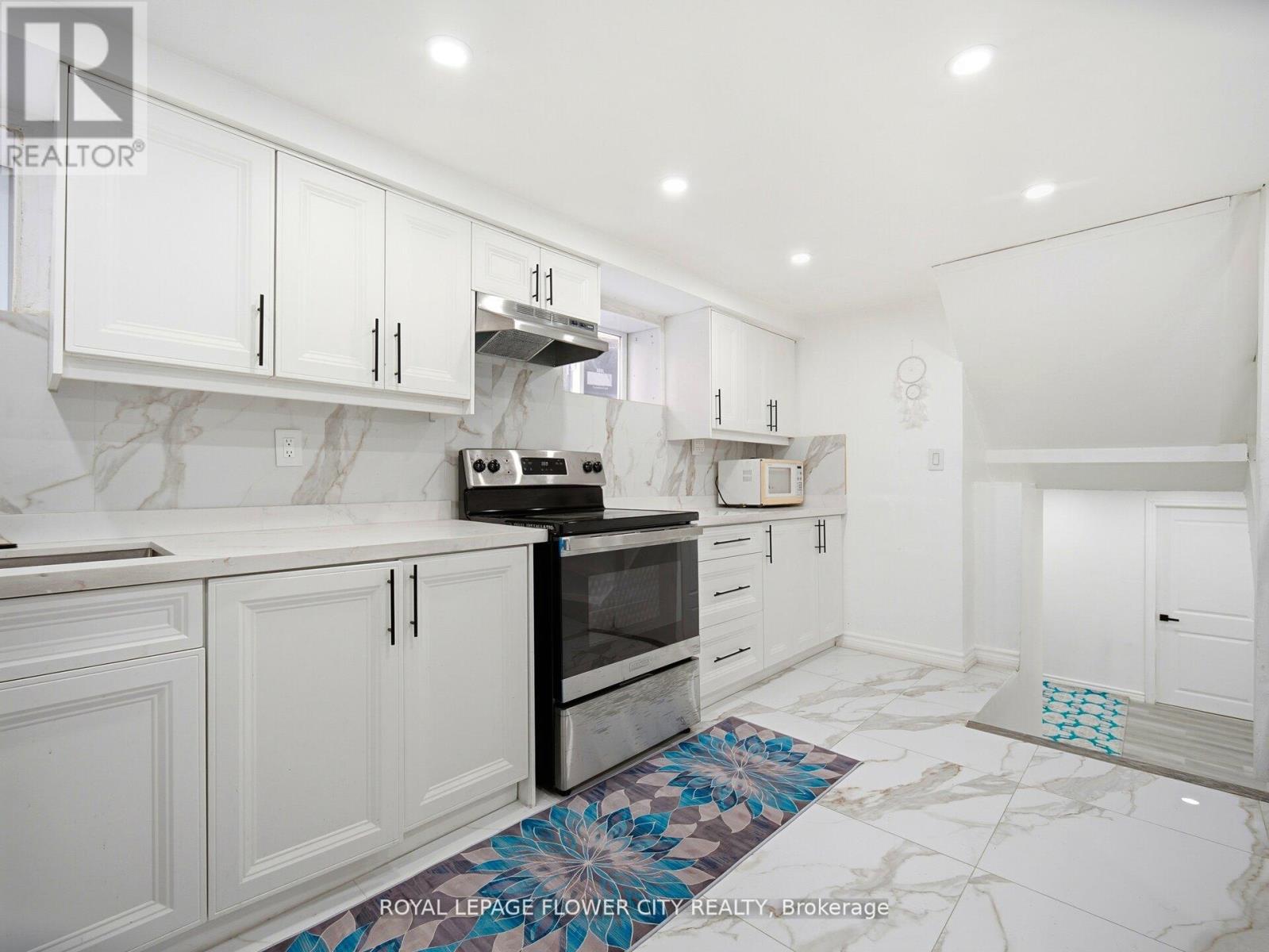 25 Abell Drive, Brampton, Ontario  L6V 2W1 - Photo 35 - W12742366