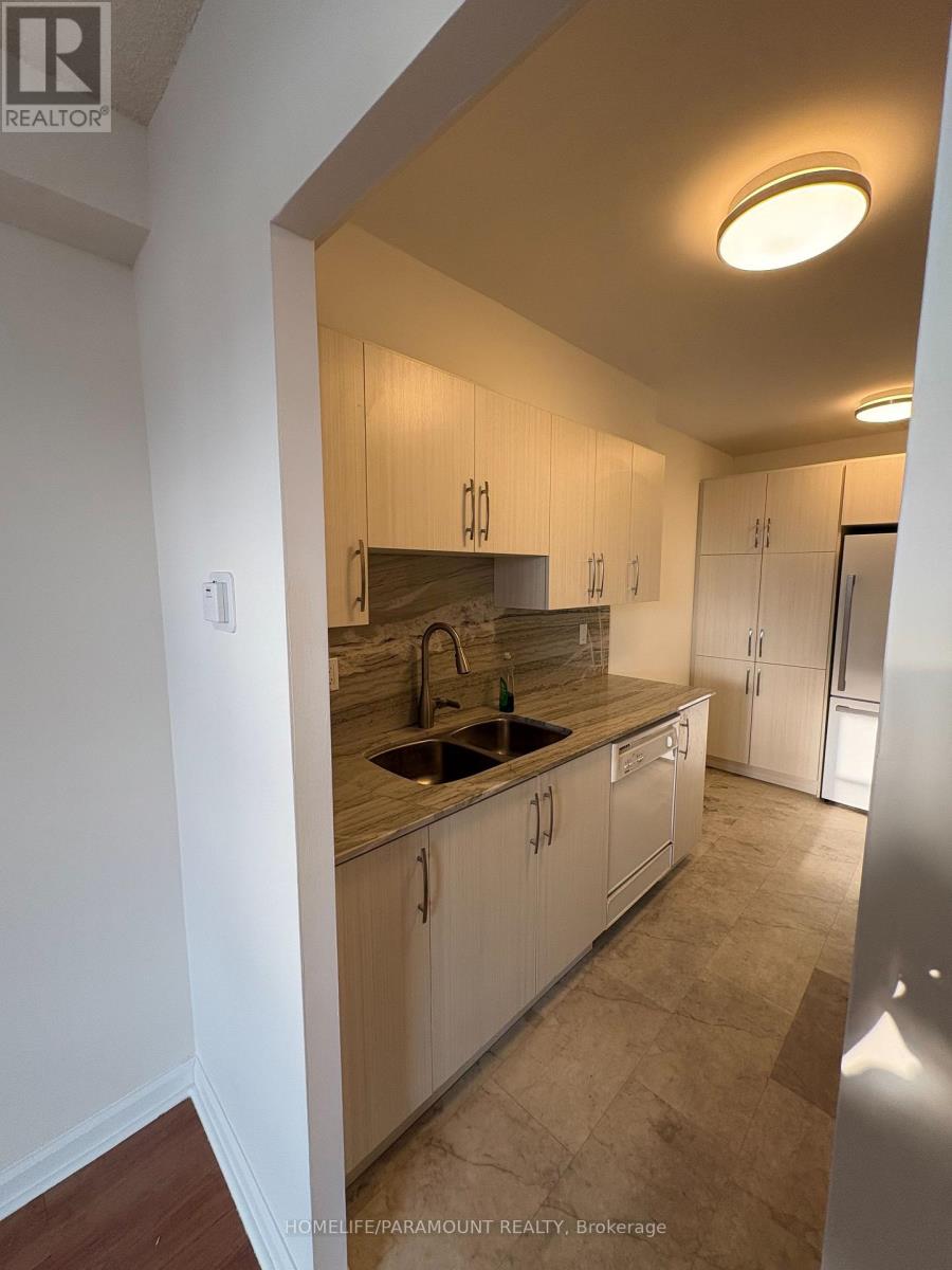 1611 - 45 Southport Street, Toronto, Ontario  M6S 3N5 - Photo 33 - W12742424