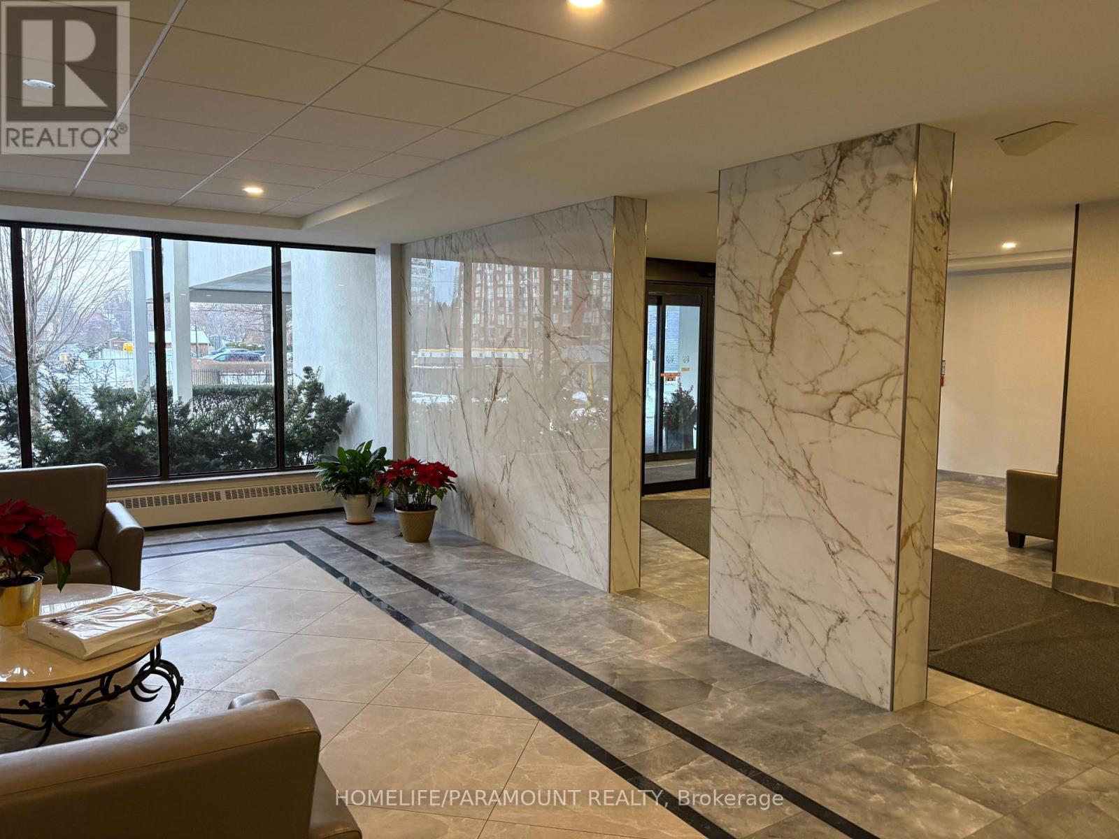 1611 - 45 Southport Street, Toronto, Ontario  M6S 3N5 - Photo 4 - W12742424