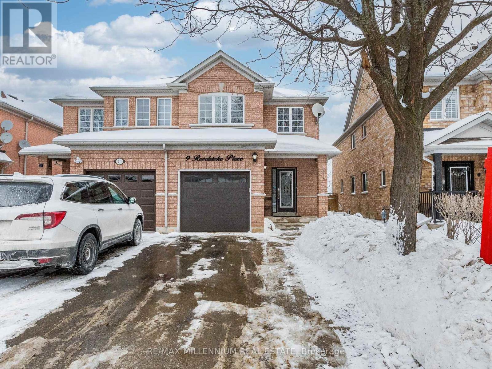 9 Revelstoke Place, Brampton, Ontario  L6R 3G3 - Photo 2 - W12742438