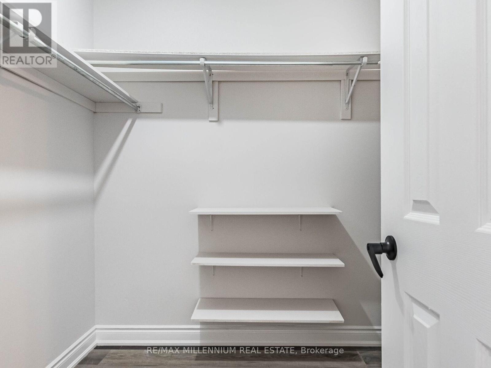 9 Revelstoke Place, Brampton, Ontario  L6R 3G3 - Photo 31 - W12742438