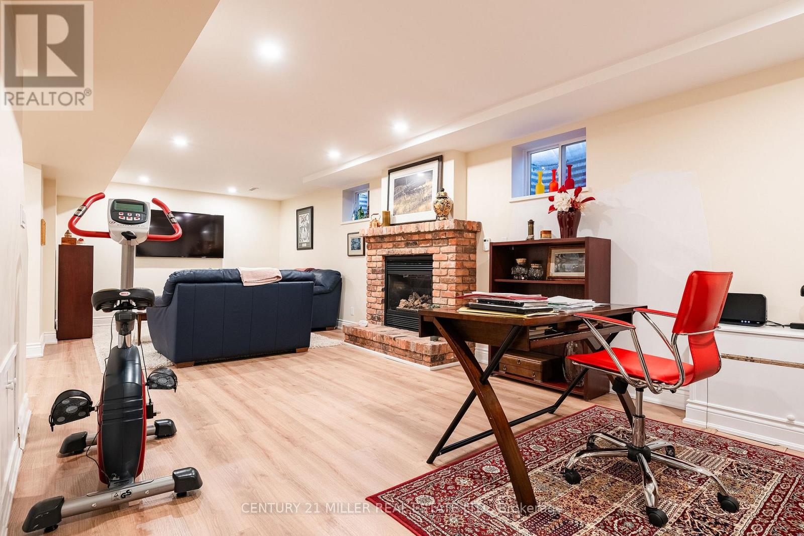 1404 Kimberley Drive, Oakville, Ontario  L6H 2W6 - Photo 24 - W12742444