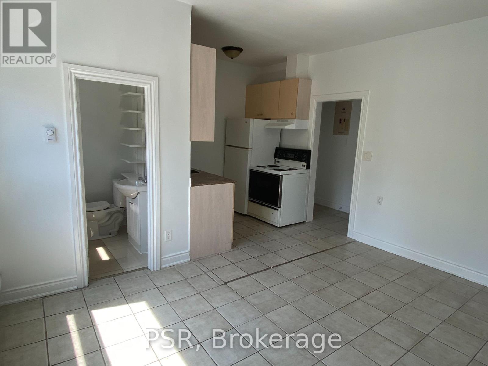 2 - 3110 Lake Shore Boulevard W, Toronto, Ontario  M8V 1L2 - Photo 2 - W12742466
