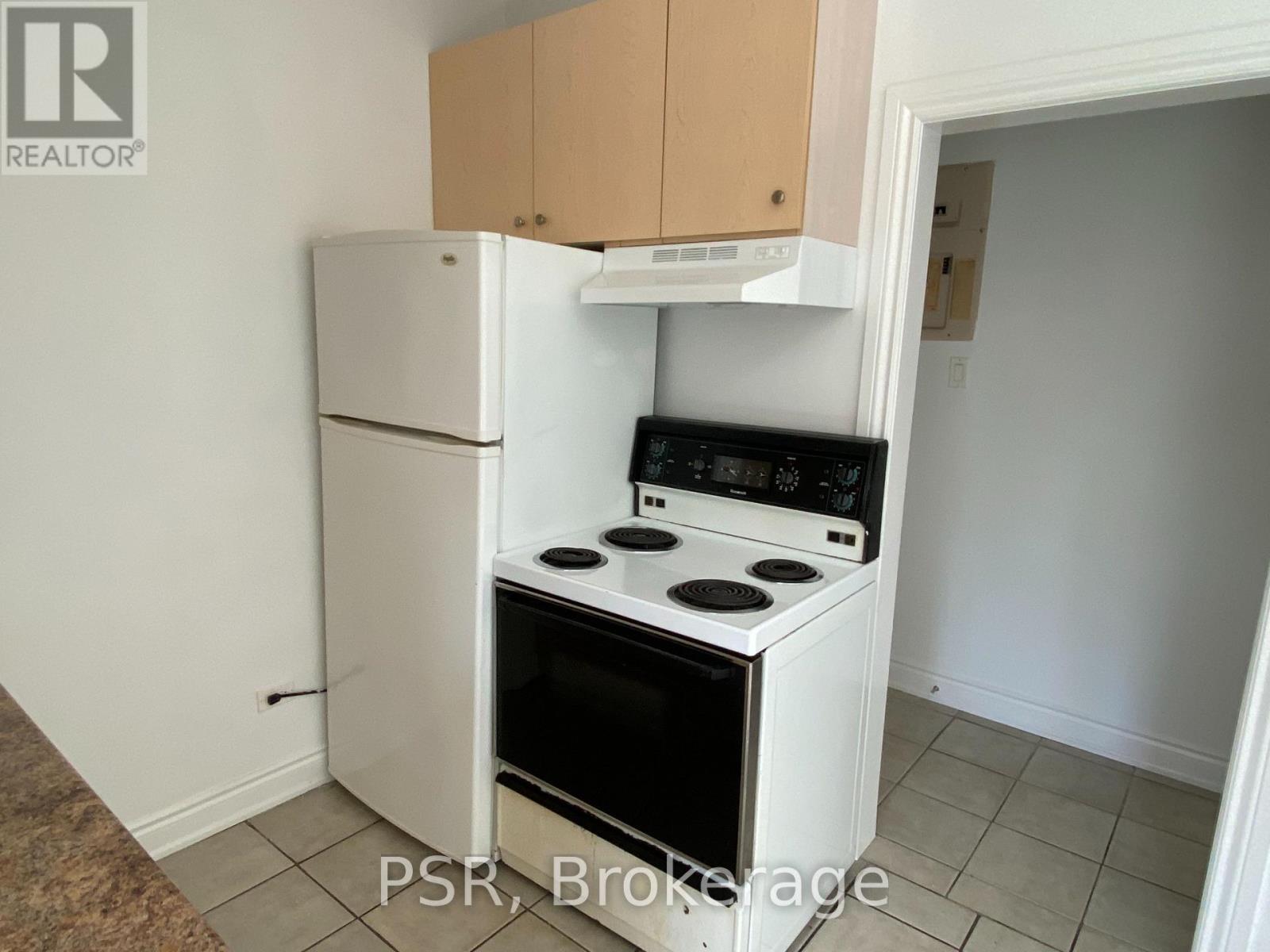 2 - 3110 Lake Shore Boulevard W, Toronto, Ontario  M8V 1L2 - Photo 4 - W12742466