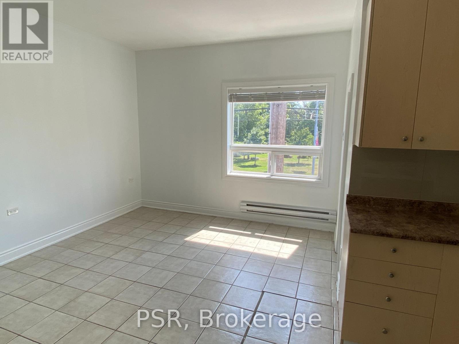 2 - 3110 Lake Shore Boulevard W, Toronto, Ontario  M8V 1L2 - Photo 6 - W12742466