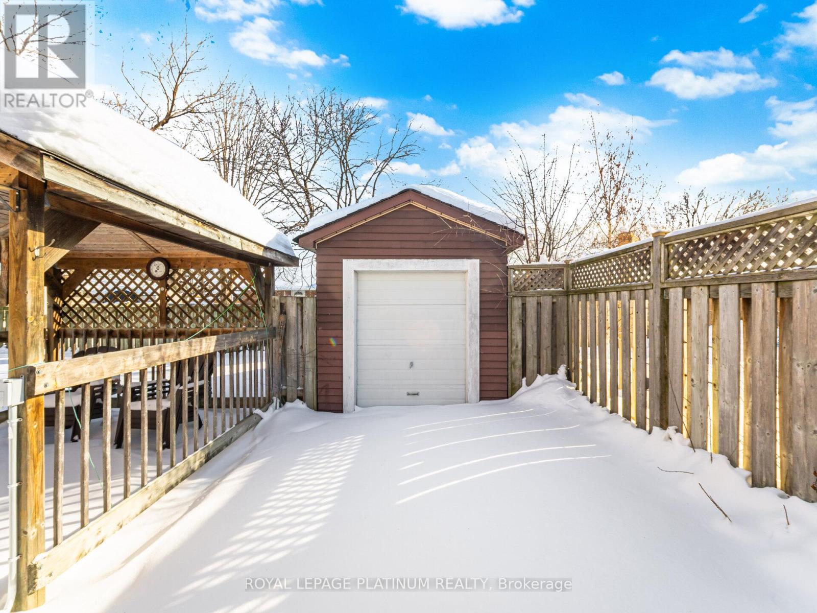 33 Campbell Drive, Brampton, Ontario  L6X 2H8 - Photo 49 - W12742516