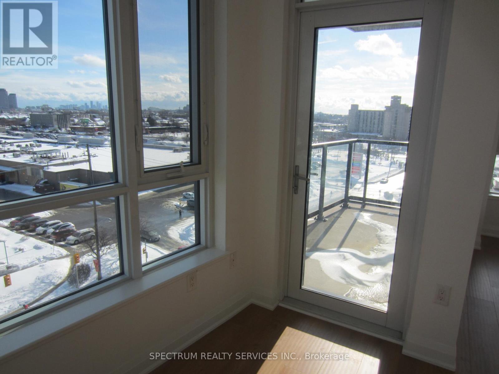 707 - 2800 Keele Street, Toronto, Ontario  M2M 0B8 - Photo 9 - W12742082