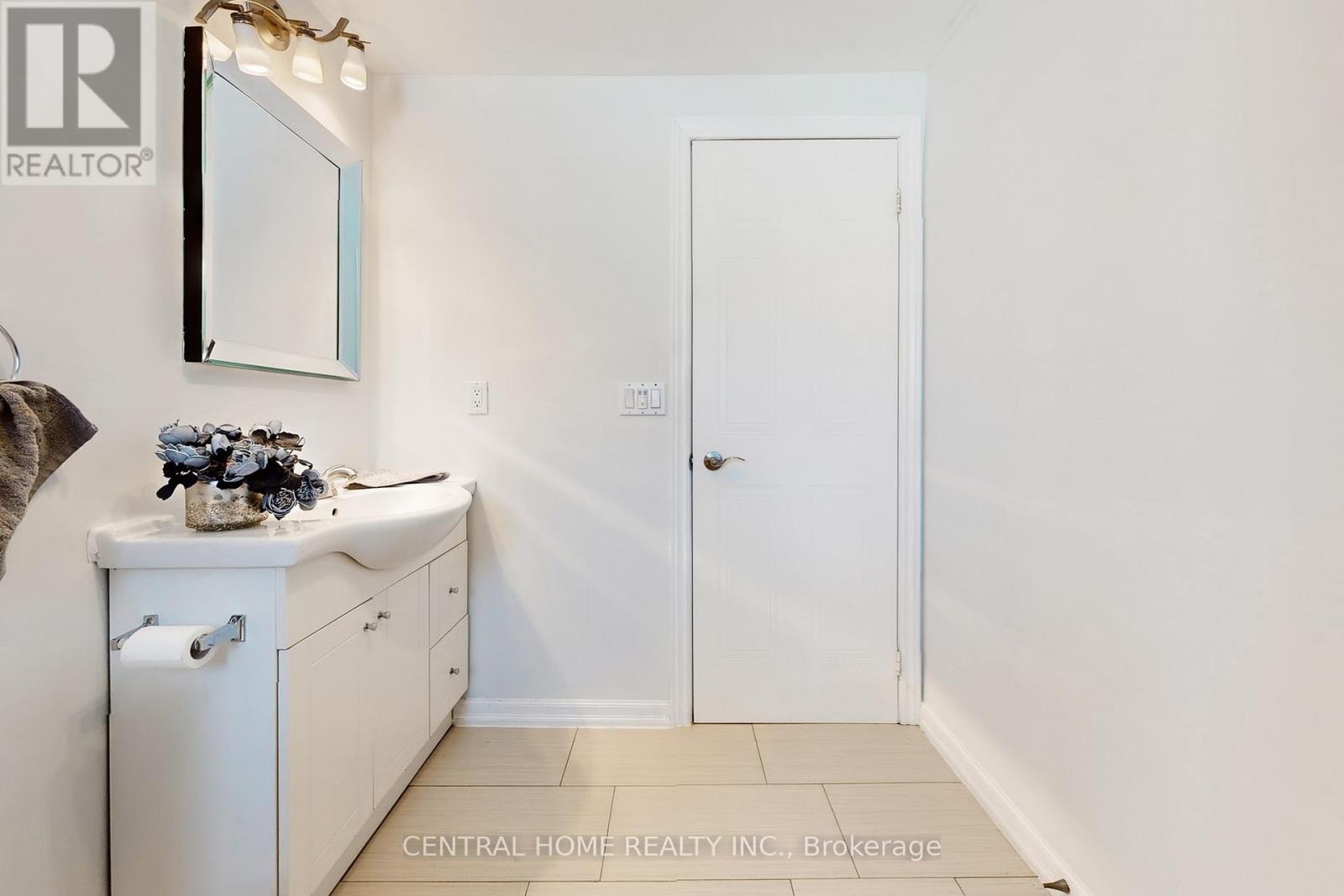 30 Moffat Crescent E, Aurora, Ontario  L4G 4Z8 - Photo 34 - N12659972