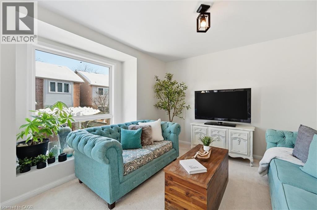 5030 Bunton Crescent, Burlington, Ontario  L7L 6H2 - Photo 8 - 40801176