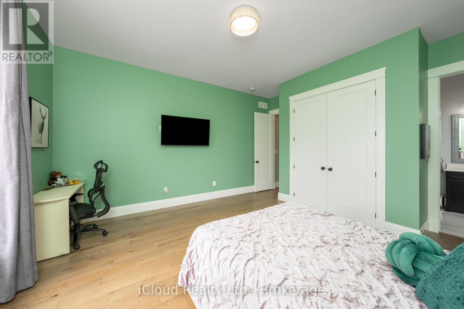 9449 Wellington 22 Road, Erin, Ontario  N0B 1Z0 - Photo 28 - X12431851