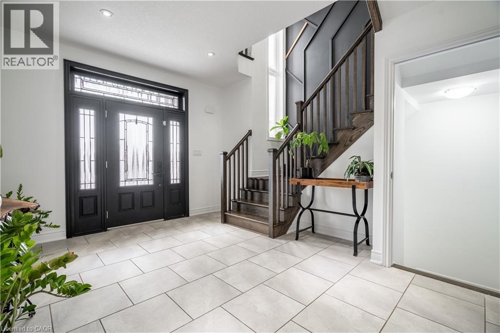 4126 Prokich Court, Beamsville, Ontario  L3J 0M1 - Photo 5 - 40759797