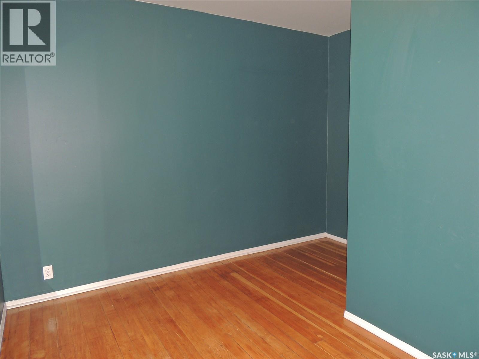 630 3rd Street, Estevan, Saskatchewan  S4A 0P6 - Photo 10 - SK012134