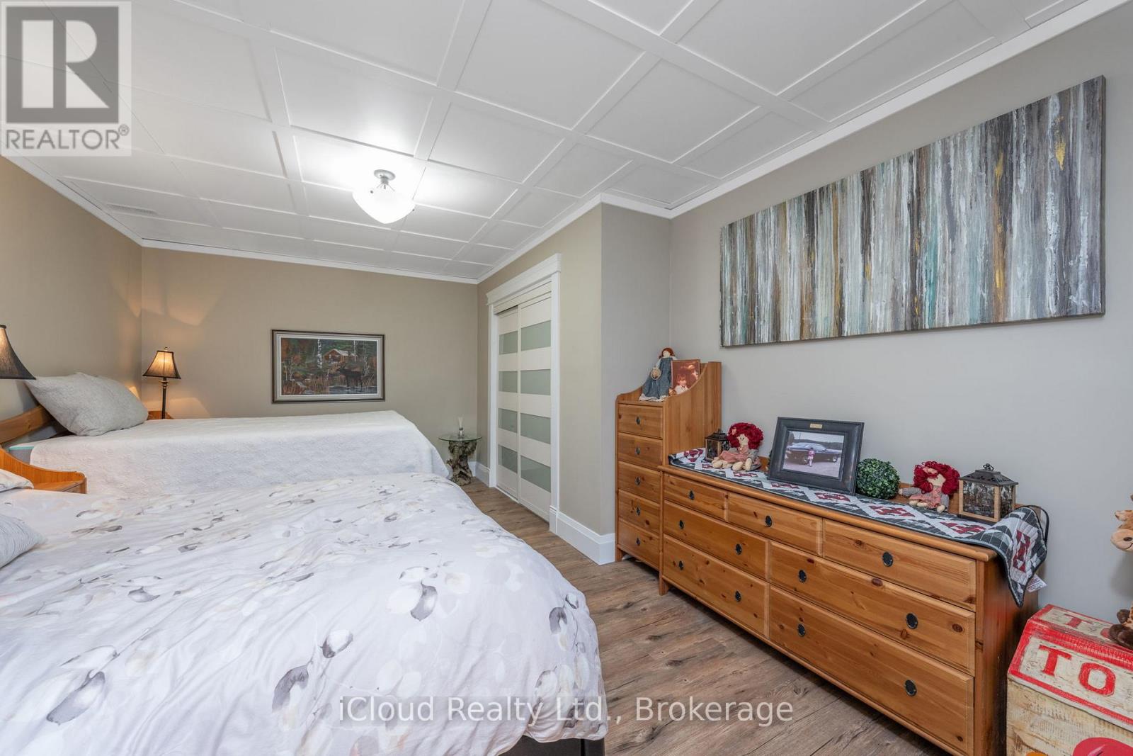 9449 Wellington 22 Road, Erin, Ontario  N0B 1Z0 - Photo 39 - X12431851