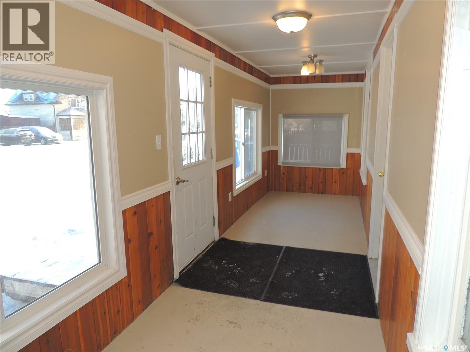 630 3rd Street, Estevan, Saskatchewan  S4A 0P6 - Photo 6 - SK012134