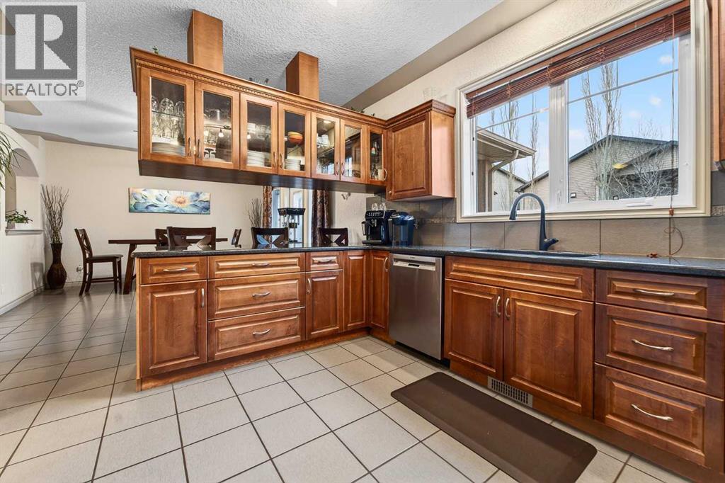 388 Grizzly Crescent N, Lethbridge, Alberta  T1H 4E6 - Photo 14 - A2278864