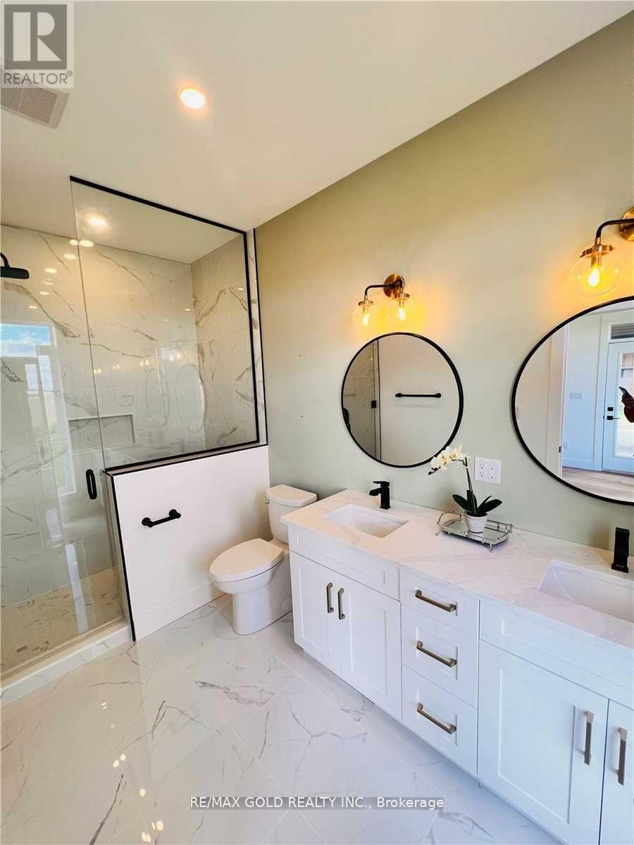 3761 Queen Street, Plympton-Wyoming, Ontario  N0N 1E0 - Photo 15 - X12742268