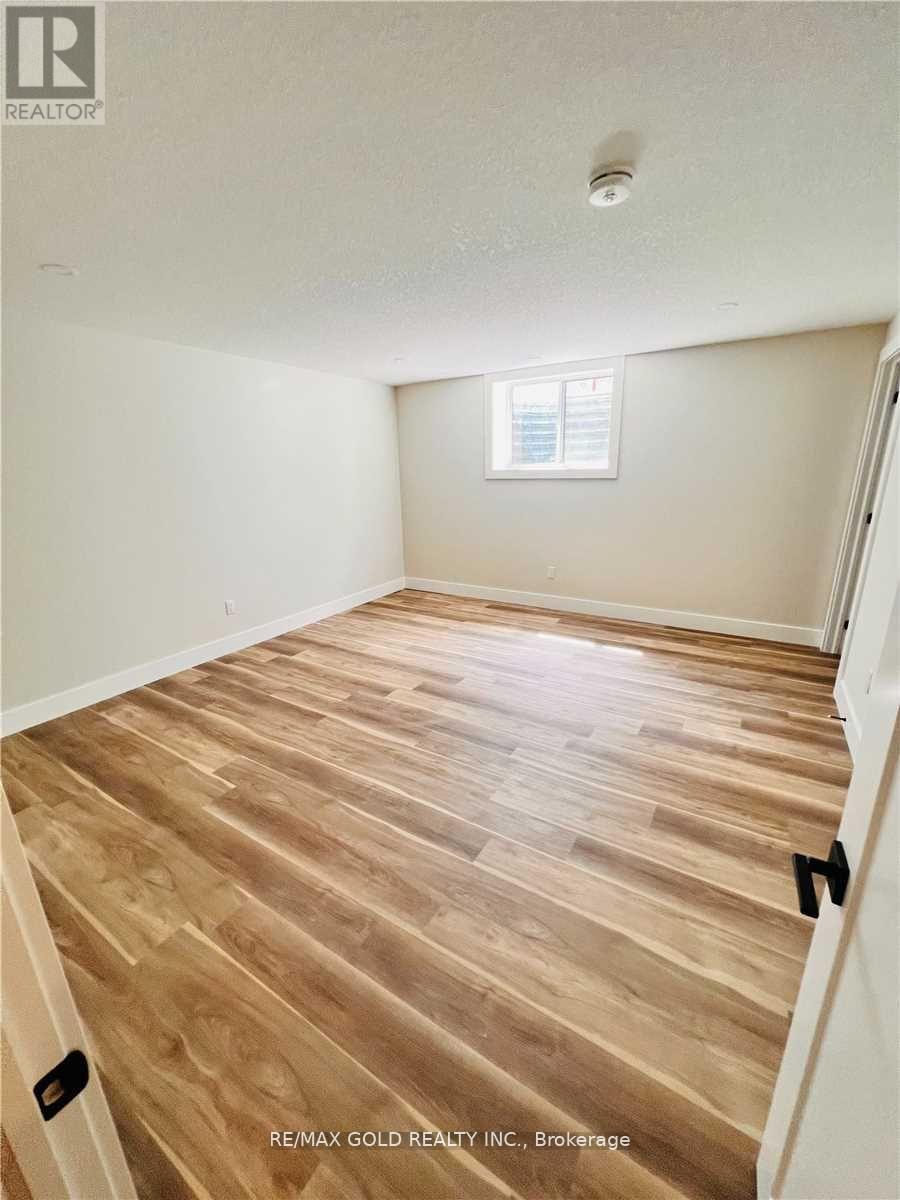 3761 Queen Street, Plympton-Wyoming, Ontario  N0N 1E0 - Photo 26 - X12742268