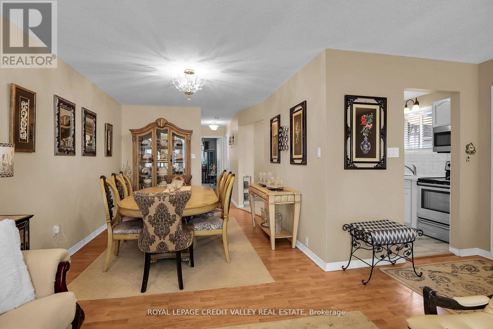 4329 Concord Avenue, Lincoln, Ontario  L0R 1B6 - Photo 9 - X12742280