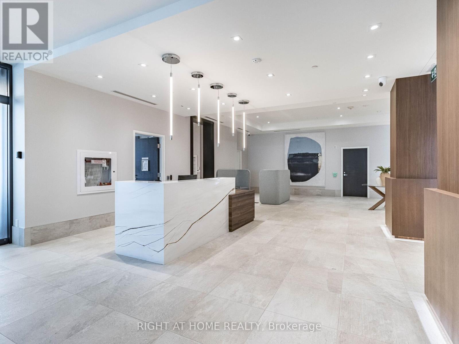 804 - 385 Winston Road, Grimsby, Ontario  L3M 4E8 - Photo 14 - X12742306