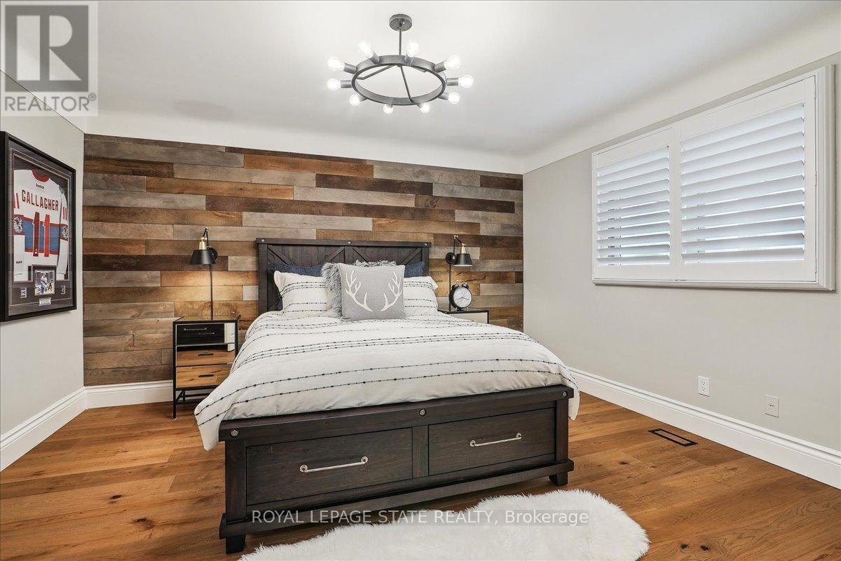 10 Azalea Court, Hamilton, Ontario  L8J 1K4 - Photo 28 - X12742372