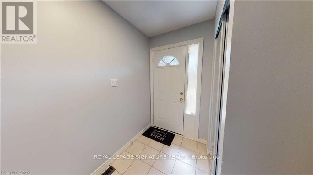 43 - 51 Paulander Drive, Kitchener, Ontario  N2M 5E5 - Photo 2 - X12742390