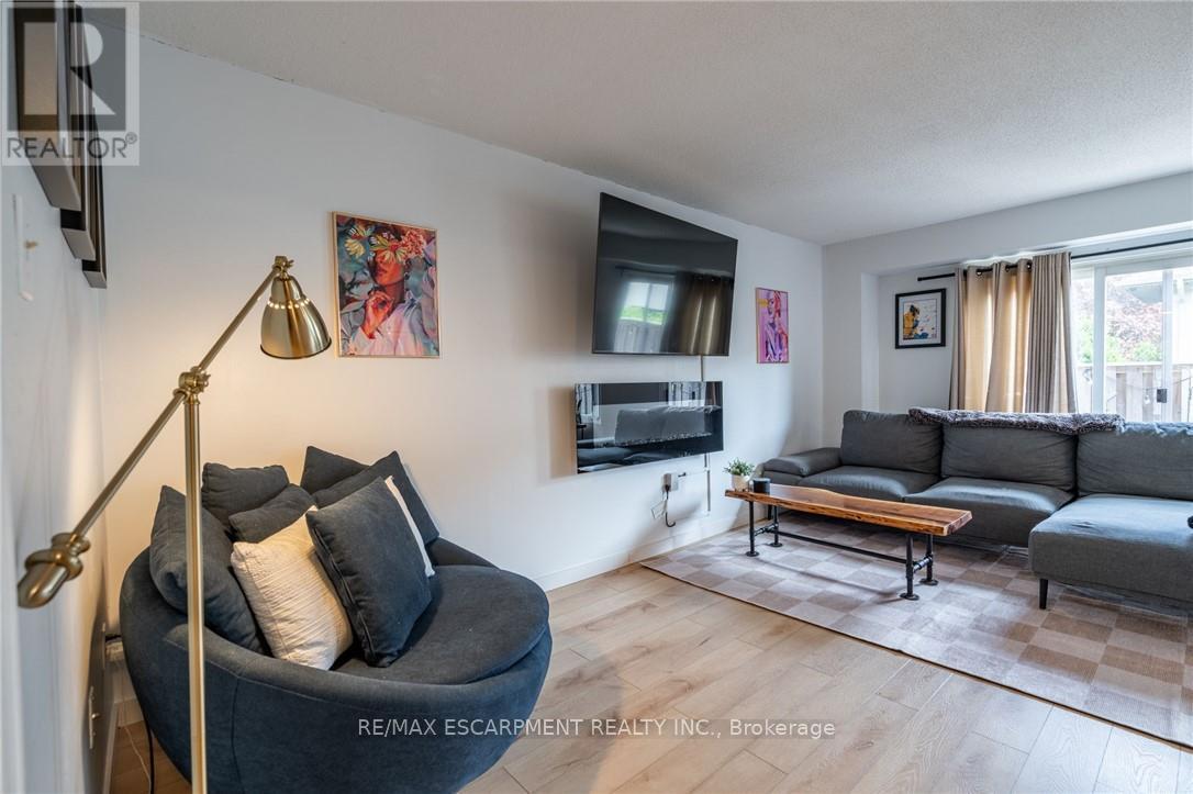 63 - 391 Stone Church Road, Hamilton, Ontario  L8B 2H3 - Photo 19 - X12742440