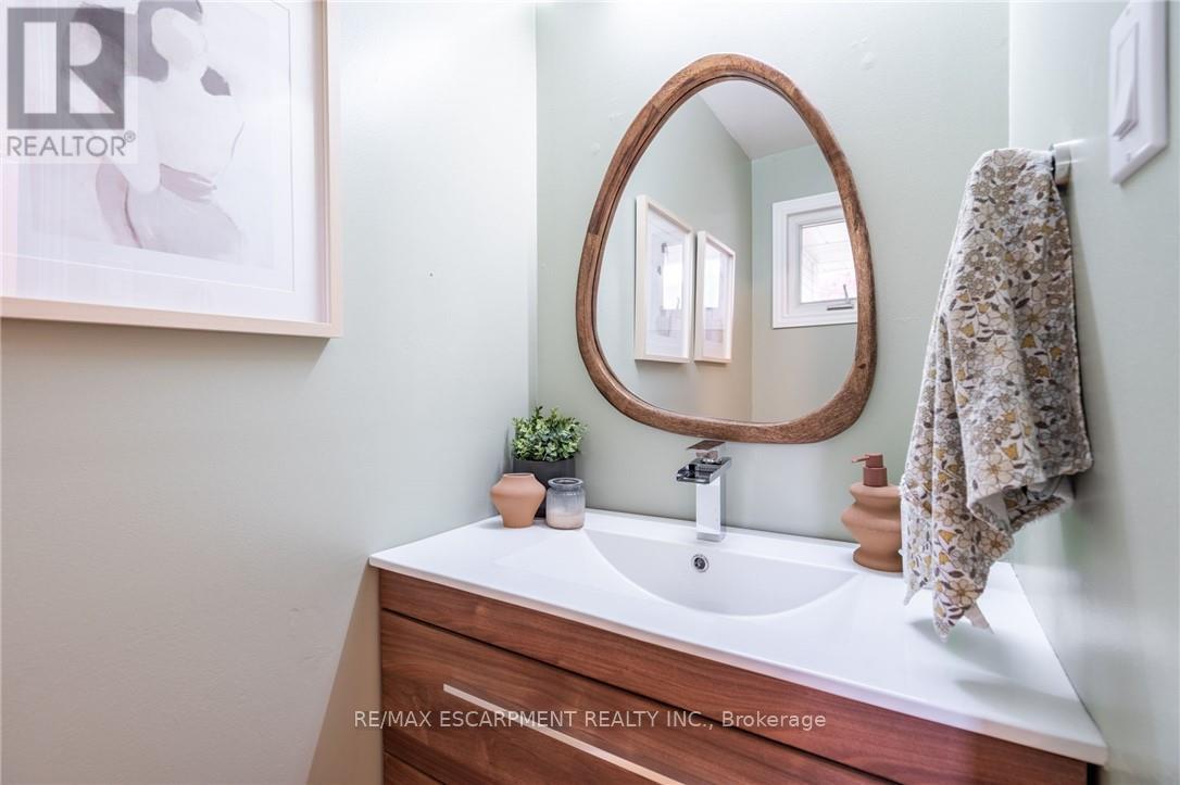 63 - 391 Stone Church Road, Hamilton, Ontario  L8B 2H3 - Photo 21 - X12742440