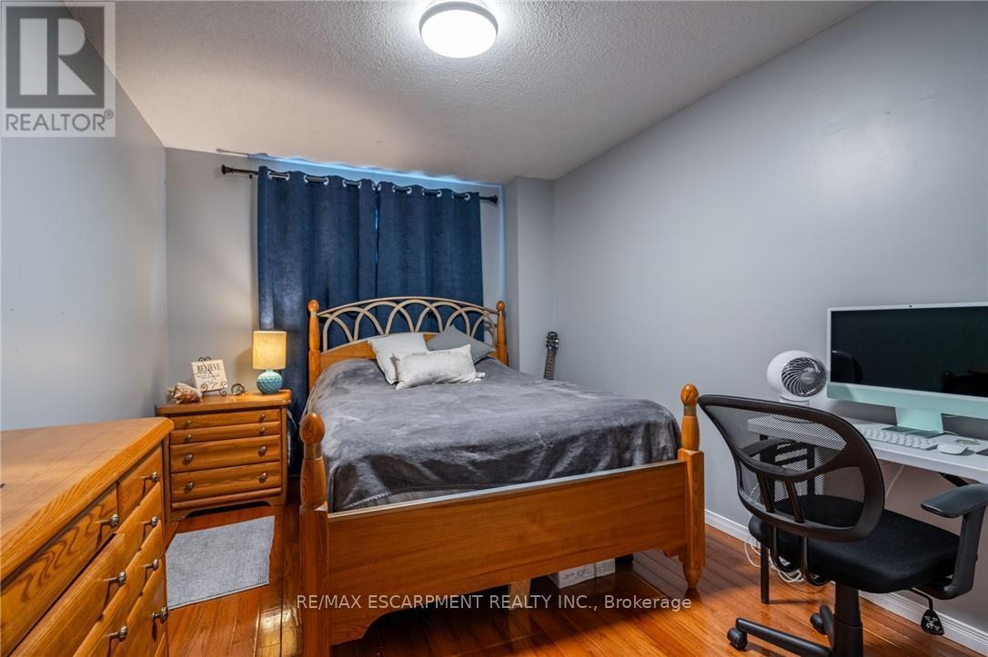 63 - 391 Stone Church Road, Hamilton, Ontario  L8B 2H3 - Photo 25 - X12742440