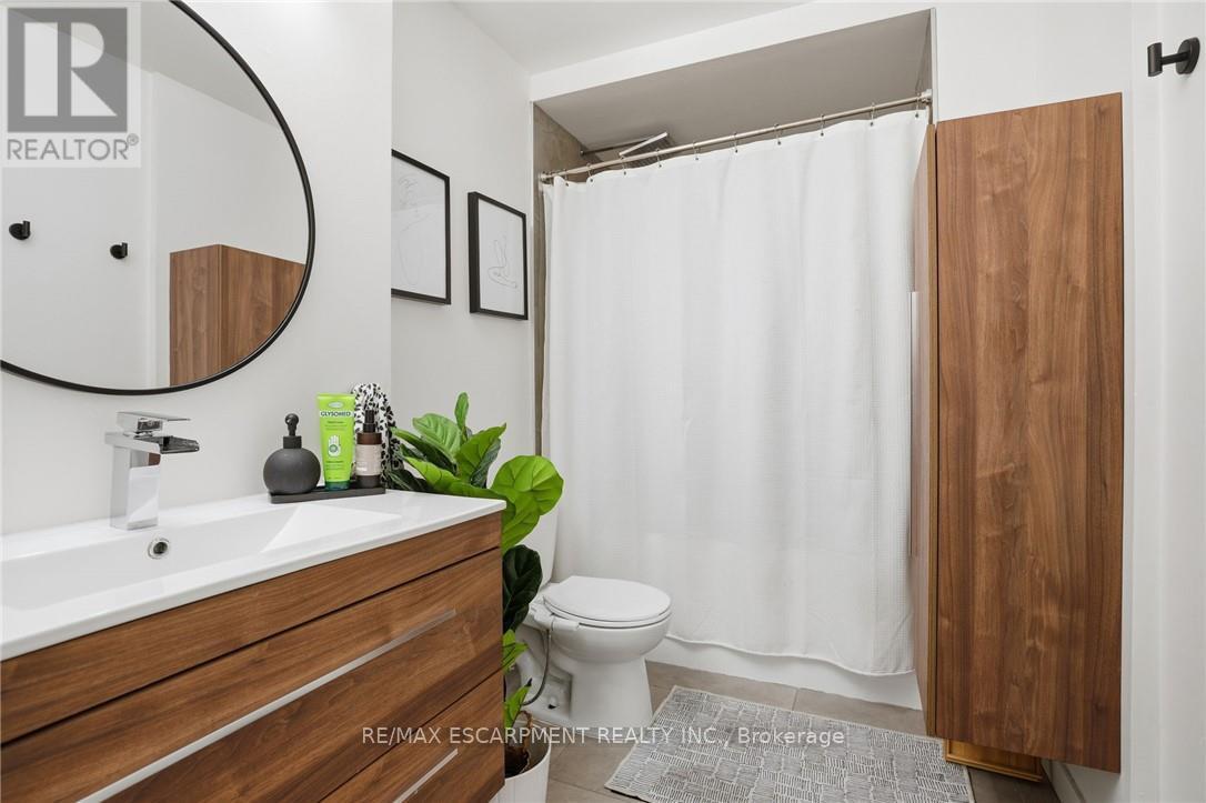 63 - 391 Stone Church Road, Hamilton, Ontario  L8B 2H3 - Photo 31 - X12742440