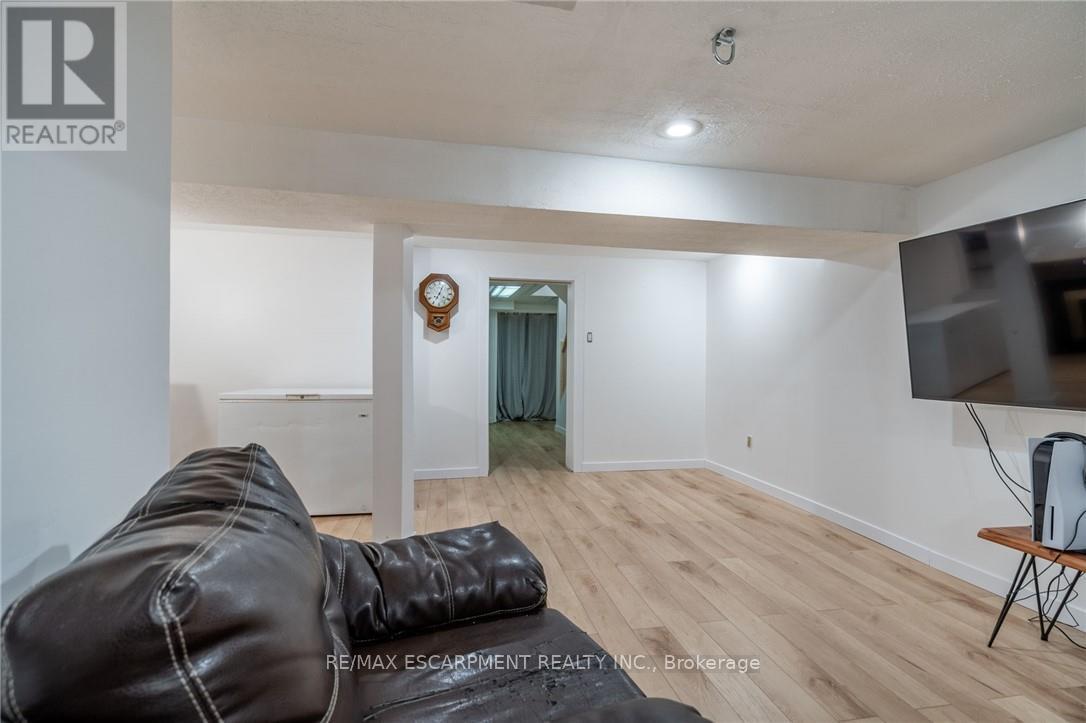 63 - 391 Stone Church Road, Hamilton, Ontario  L8B 2H3 - Photo 36 - X12742440