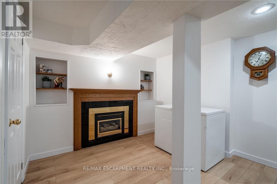 63 - 391 Stone Church Road, Hamilton, Ontario  L8B 2H3 - Photo 38 - X12742440