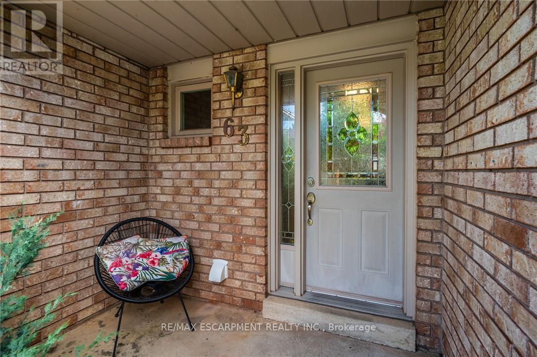 63 - 391 Stone Church Road, Hamilton, Ontario  L8B 2H3 - Photo 4 - X12742440