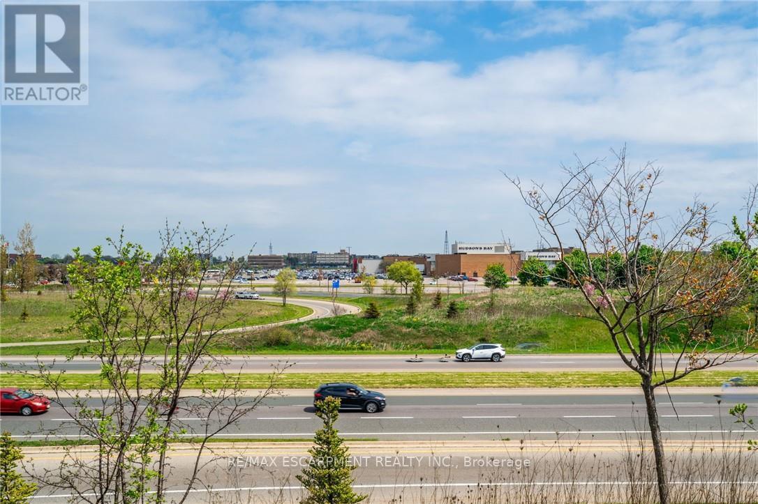 63 - 391 Stone Church Road, Hamilton, Ontario  L8B 2H3 - Photo 48 - X12742440