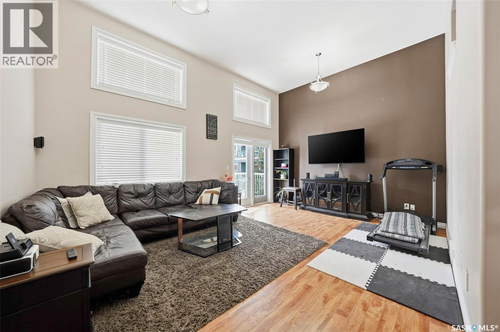 505 212 Willis Crescent, Saskatoon, Saskatchewan  S7T 0R7 - Photo 4 - SK027596