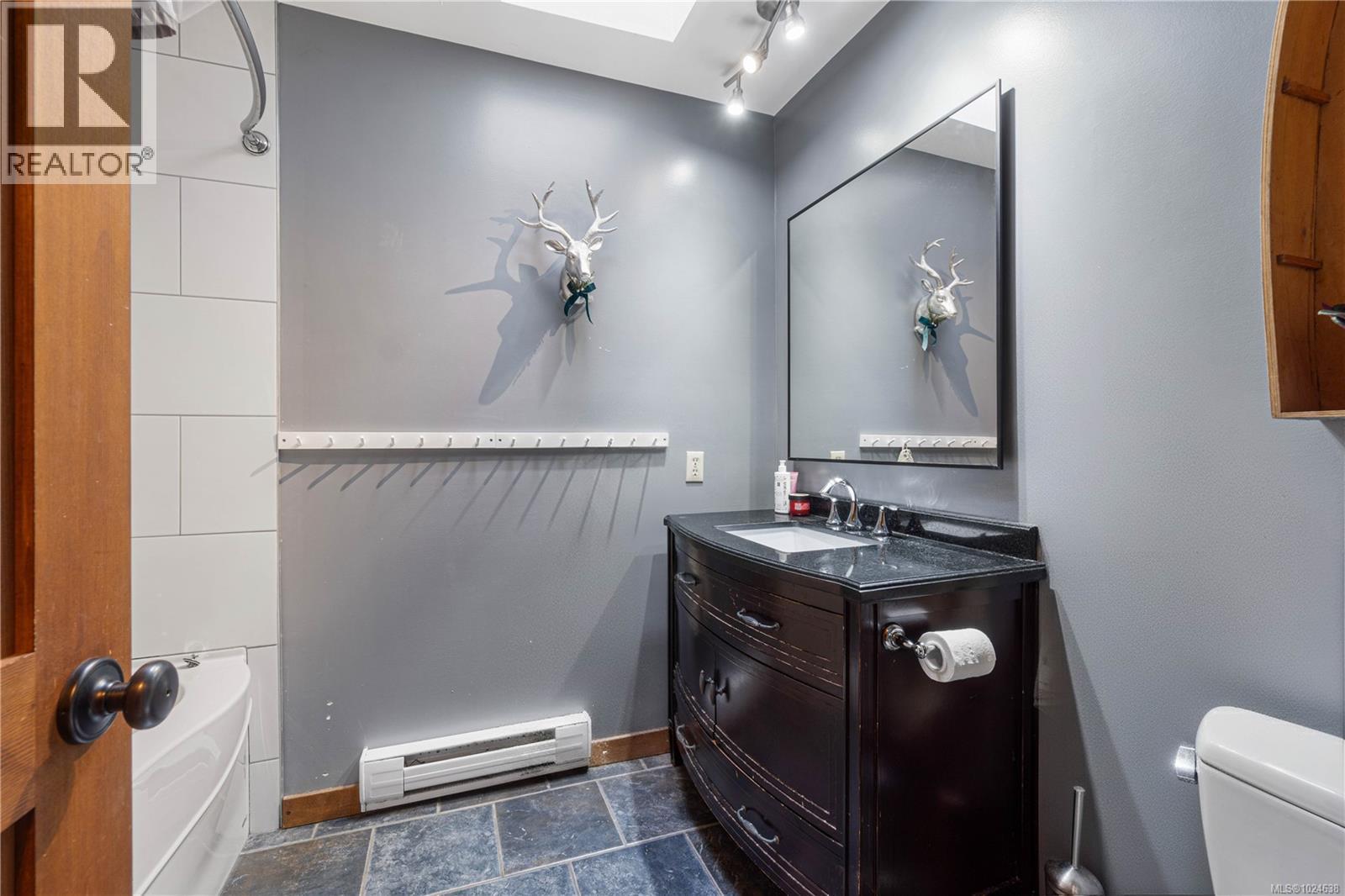 972 Woodpecker Pl, Parksville, British Columbia  V9P 1T1 - Photo 11 - 1024638