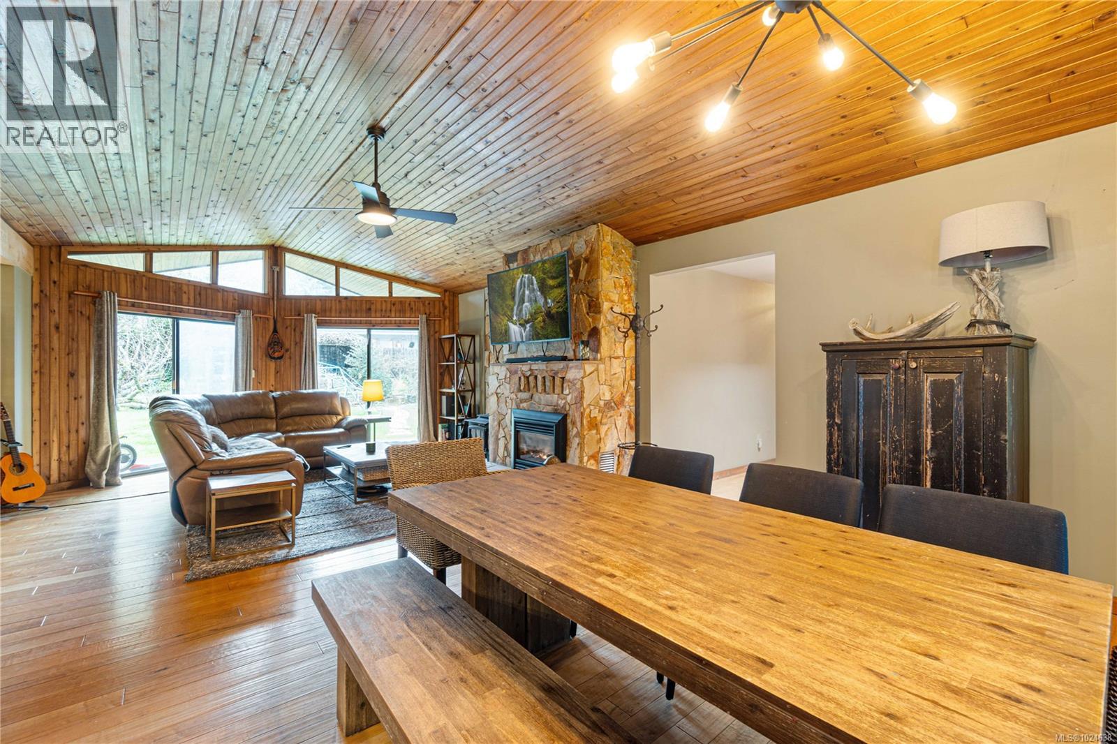 972 Woodpecker Pl, Parksville, British Columbia  V9P 1T1 - Photo 12 - 1024638