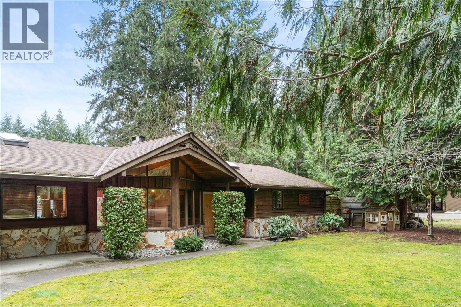 972 Woodpecker Pl, Parksville, British Columbia  V9P 1T1 - Photo 32 - 1024638