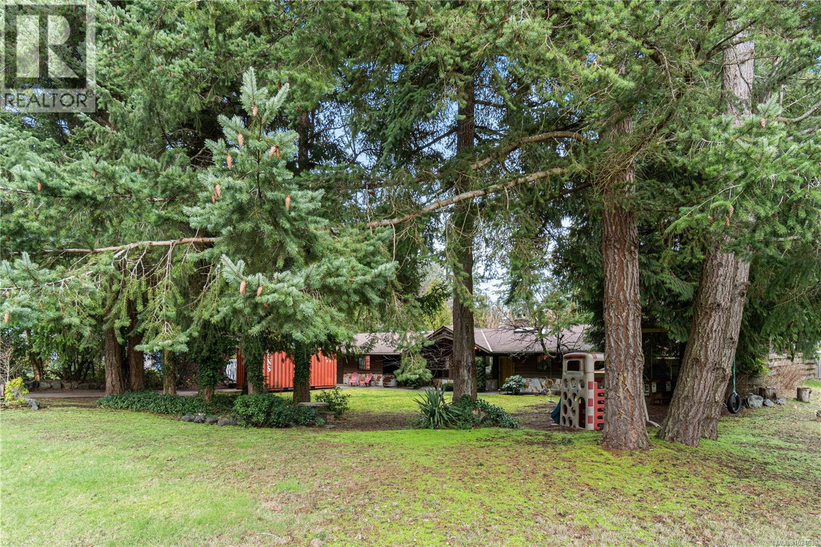 972 Woodpecker Pl, Parksville, British Columbia  V9P 1T1 - Photo 36 - 1024638