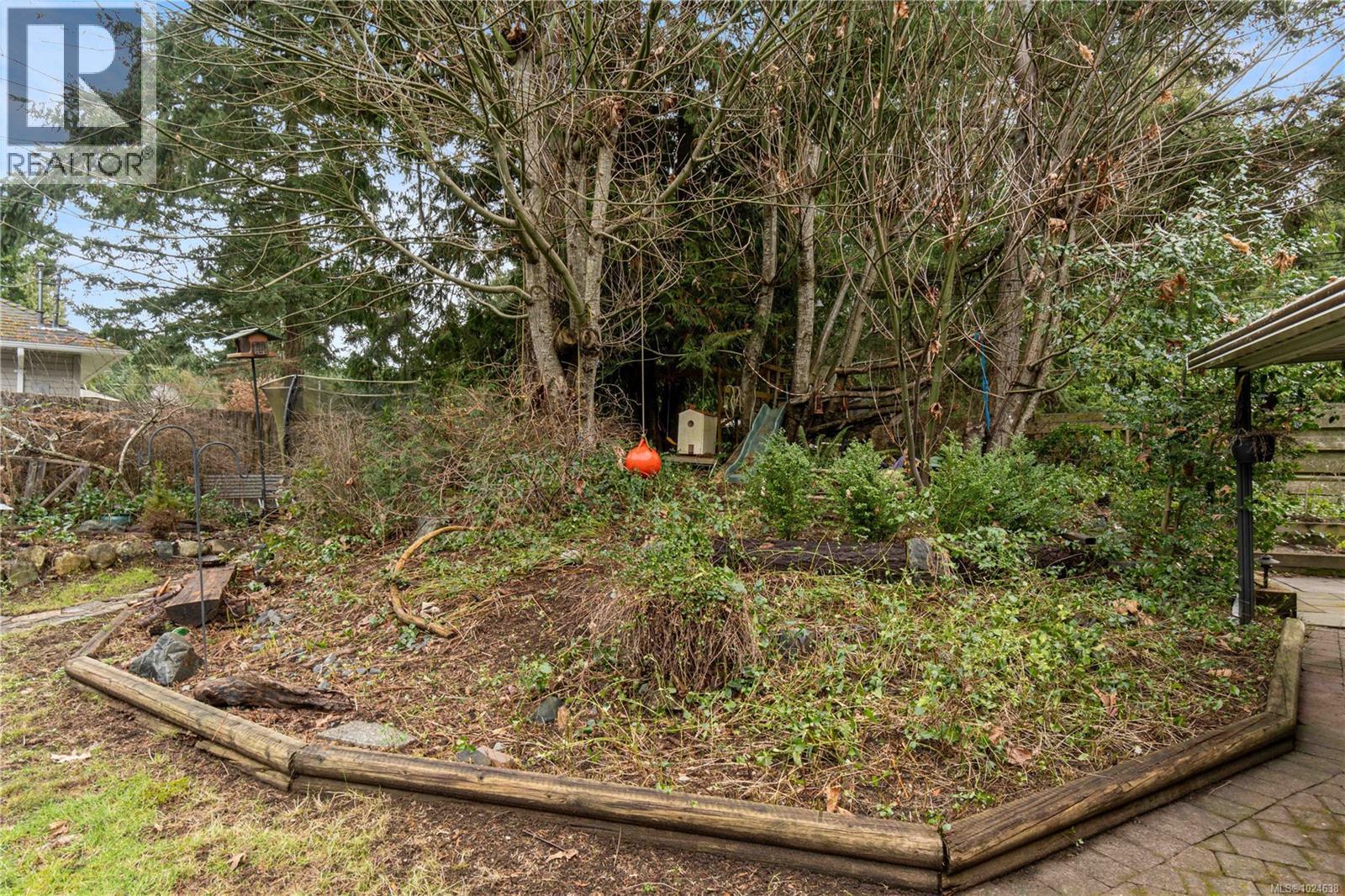 972 Woodpecker Pl, Parksville, British Columbia  V9P 1T1 - Photo 51 - 1024638