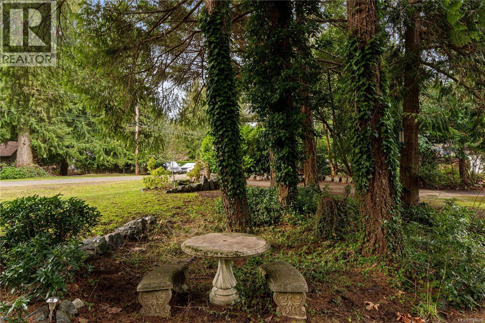 972 Woodpecker Pl, Parksville, British Columbia  V9P 1T1 - Photo 54 - 1024638