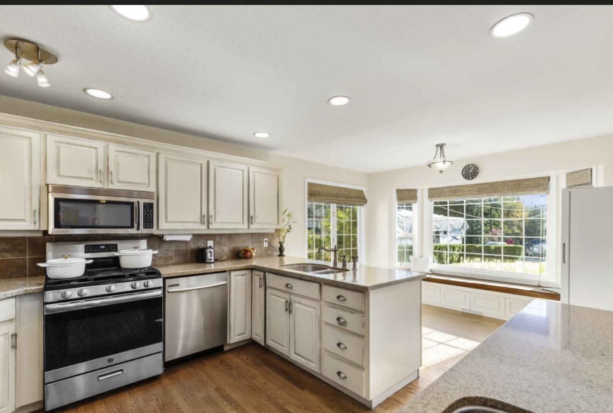 30317 Berg Avenue, Mission, British Columbia  V4S 1C8 - Photo 10 - R3084764