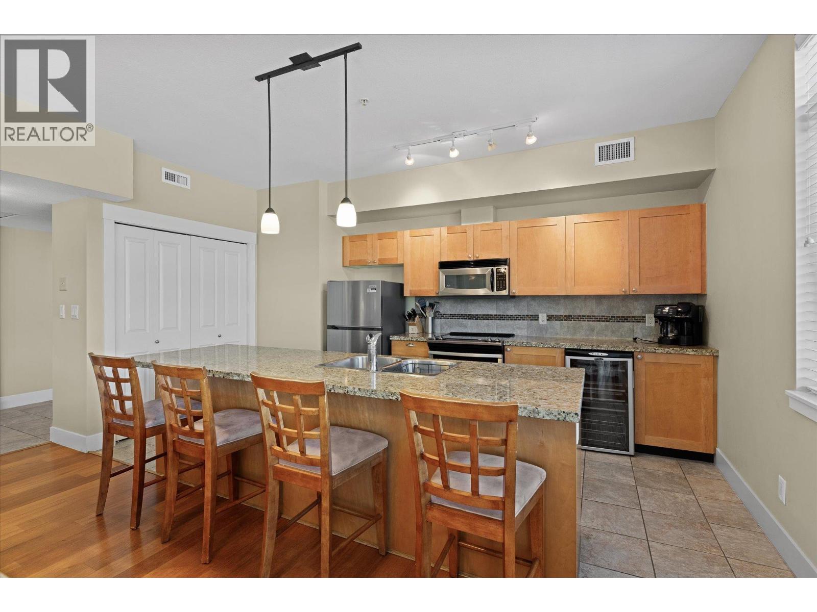 4205 Gellatly Road Unit# 301, West Kelowna, British Columbia  V4T 2K2 - Photo 10 - 10373073