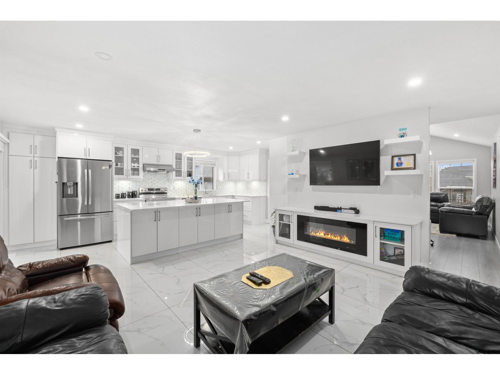 31165 Sidoni Avenue, Abbotsford, British Columbia  V2T 5J8 - Photo 10 - R3084749