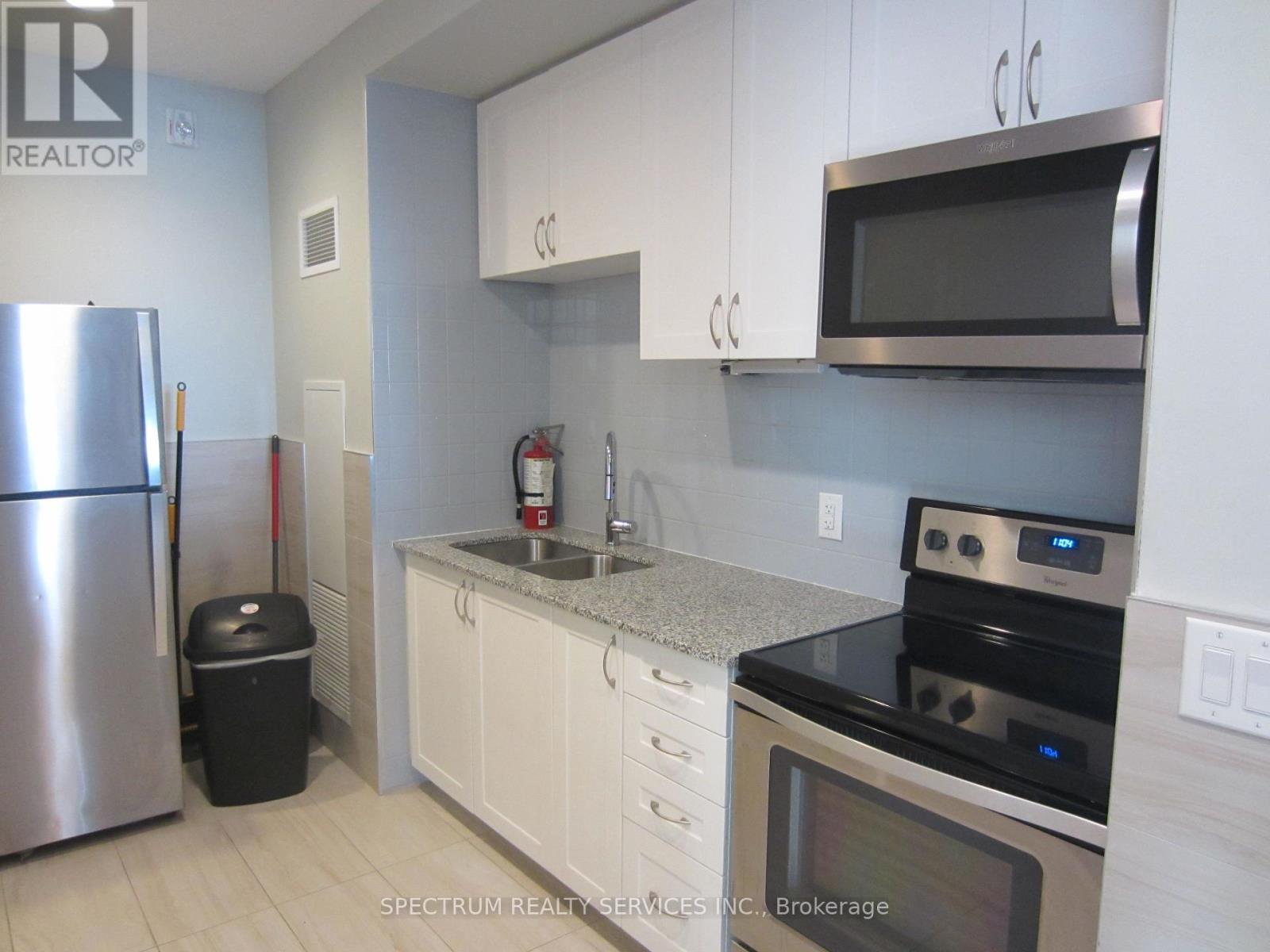 707 - 2800 Keele Street, Toronto, Ontario  M2M 0B8 - Photo 29 - W12742082