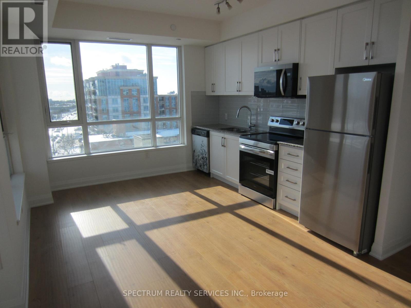 707 - 2800 Keele Street, Toronto, Ontario  M2M 0B8 - Photo 6 - W12742082