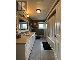 46 B Marshalls Drive