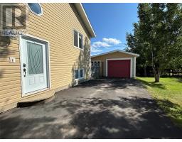 46 B Marshalls Drive