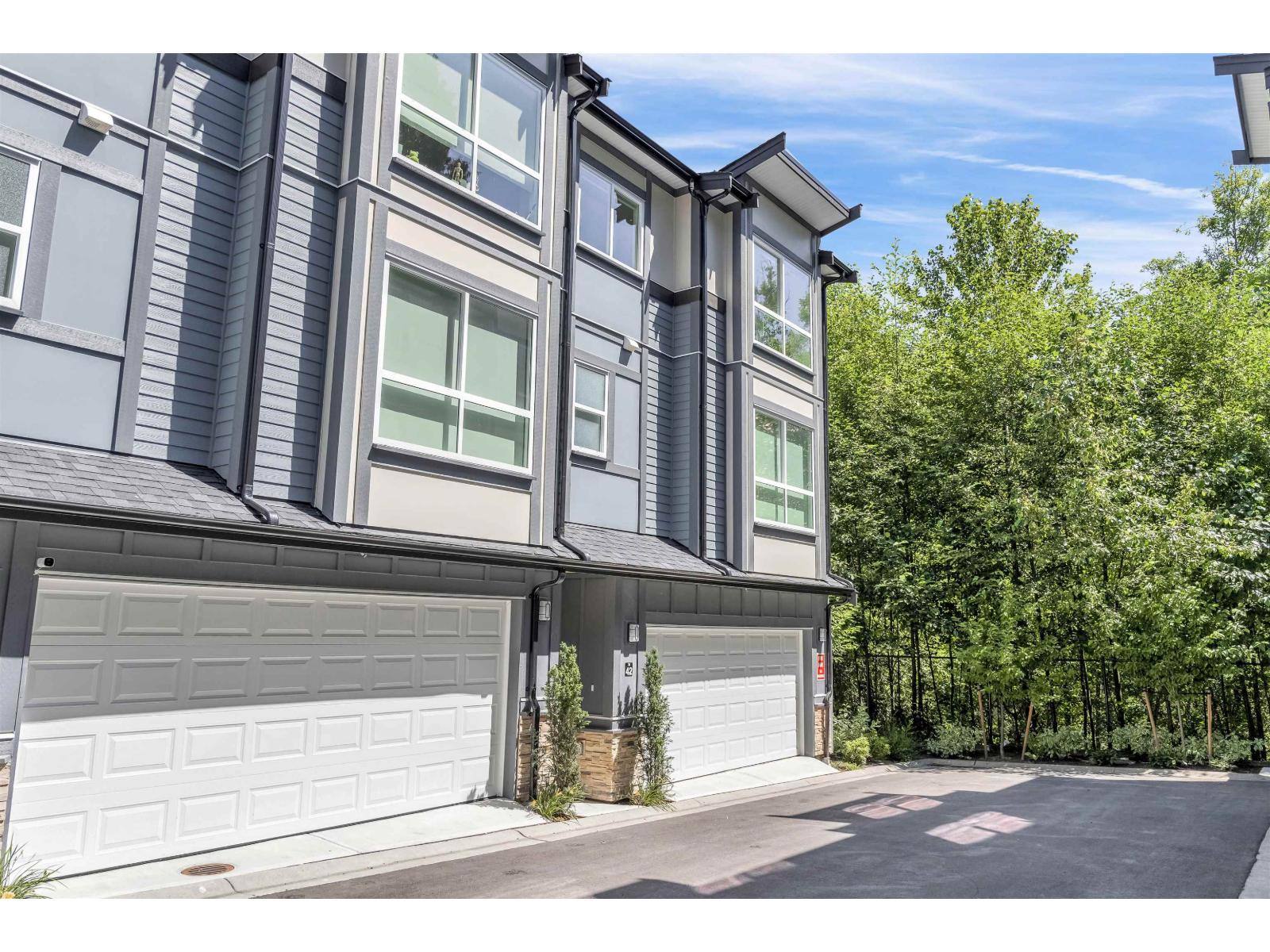 1 6162 138 STREET, Surrey, British Columbia